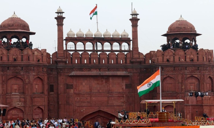 Bonded labourers rescued from TN left out of Independence Day guest list Bonded labourers rescued from TN left out of Independence Day guest list