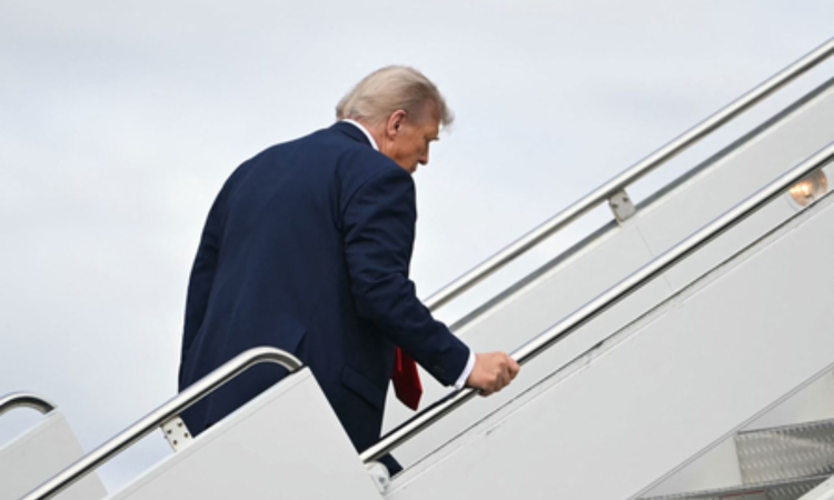 Judge temporarily blocks Trump administration from deploying troops in Portland, Oregon