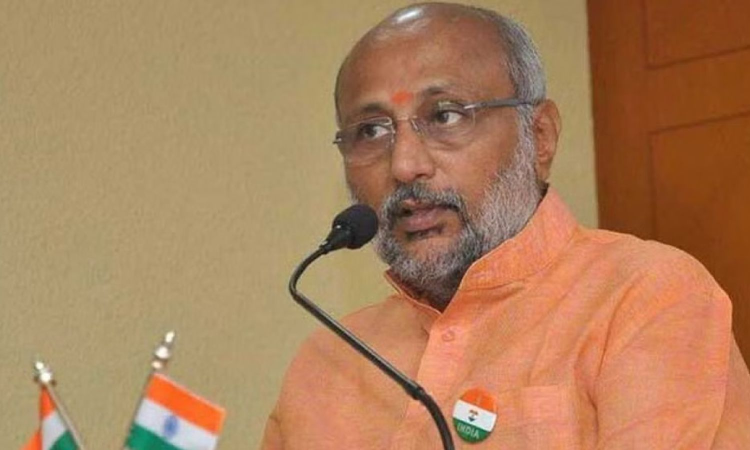 Senior TN BJP leader CP Radhakrishnan is NDAs vice-president candidate Senior TN BJP leader CP Radhakrishnan is NDAs vice-president candidate