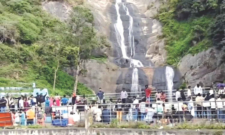I-Day weekend boosts more life to Kodaikanal, Kanniyakumari I-Day weekend boosts more life to Kodaikanal, Kanniyakumari