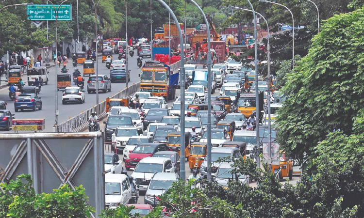 Chaos on road with traffic diverted to T Nagar