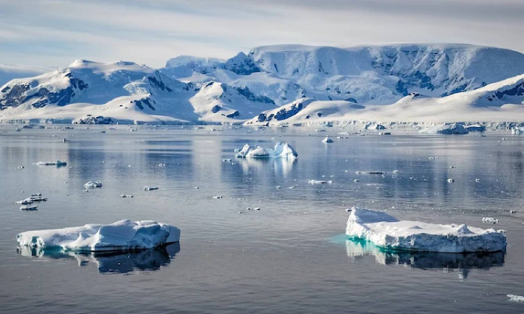 Melting giants: Antarctica undergoing abrupt changes Melting giants: Antarctica undergoing abrupt changes