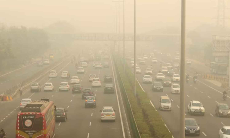 Air pollution cuts 3.5 years from life of average Indian: Report Air pollution cuts 3.5 years from life of average Indian: Report