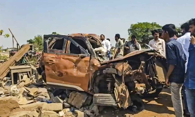 1.72 lakh people died in 4.80 lakh road accidents in 2023: Road Ministry report