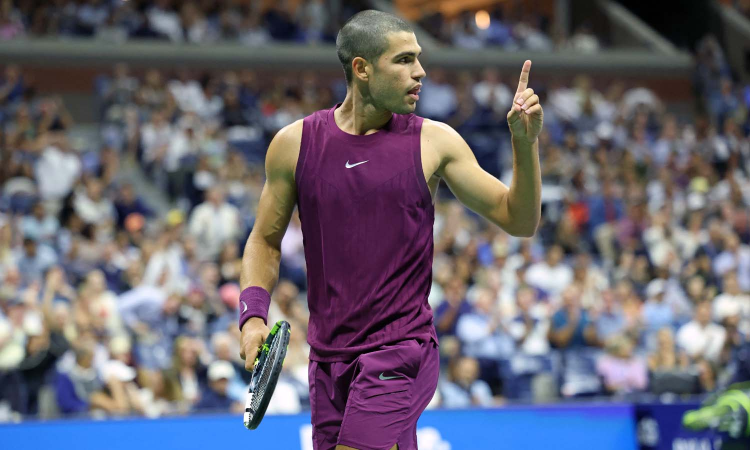 Alcaraz wins easily at the US Open to advance to 3rd round Alcaraz wins easily at the US Open to advance to 3rd round