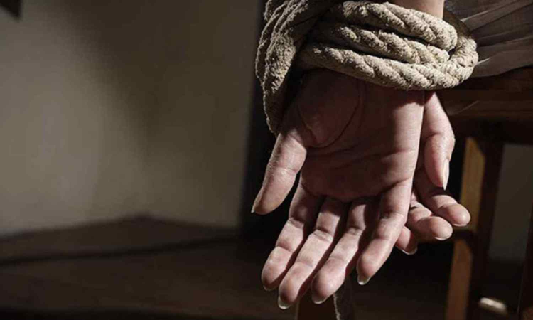 Chennai: Trio kidnaps, robs businessman after luring him via Facebook Chennai: Trio kidnaps, robs businessman after luring him via Facebook