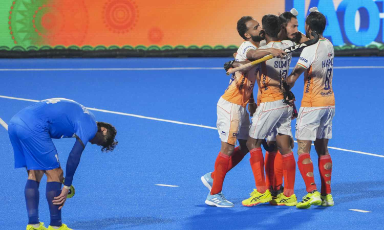 Clinical India beat Korea 4-1 to lift Asia Cup title, qualify for World Cup Clinical India beat Korea 4-1 to lift Asia Cup title, qualify for World Cup