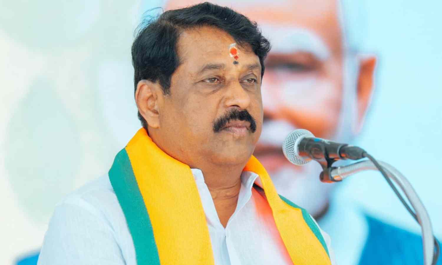 Nainar says can’t take blame for TTV Dhinakaran’s actions, rejects plotting charges as baseless