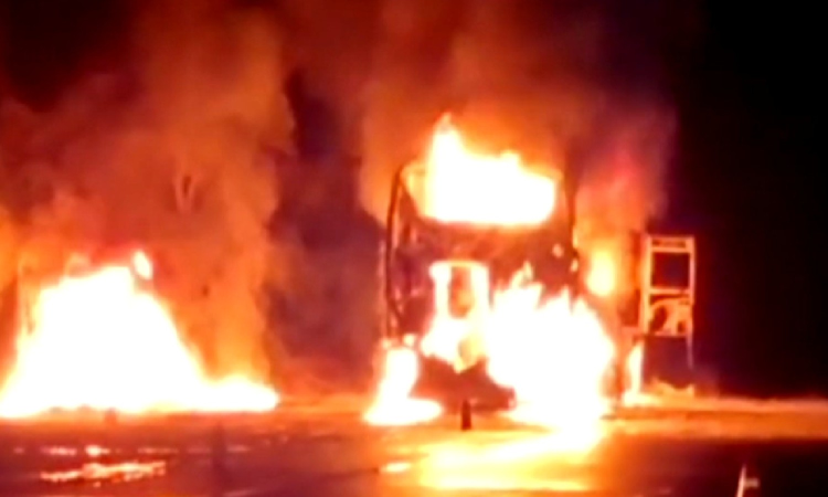 Omni bus catches fire on Chennai–Bengaluru highway, no casualties Omni bus catches fire on Chennai–Bengaluru highway, no casualties