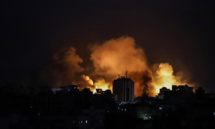 Israeli warplanes strike Hezbollah targets in Lebanon Israeli warplanes strike Hezbollah targets in Lebanon