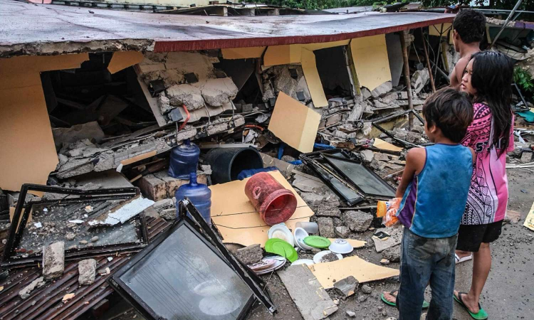 At least 69 people killed in powerful earthquake that hit the Philippines
