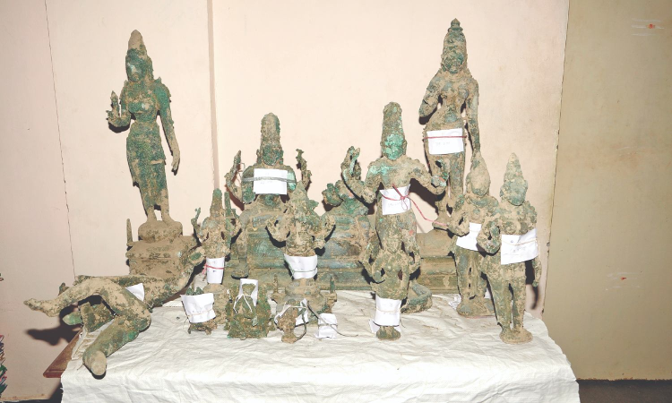 Idols and puja articles unearthed near Tiruchy