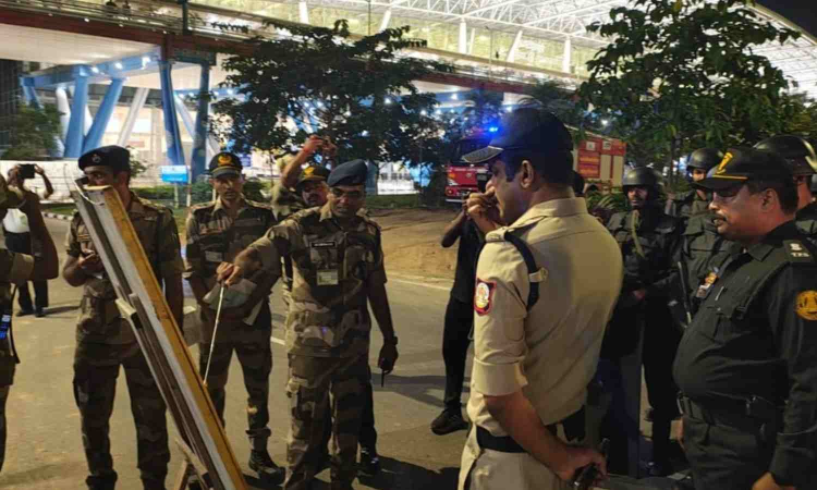 Hoax bomb threat to Raj Bhavan, CM residence, airport, celebrities Hoax bomb threat to Raj Bhavan, CM residence, airport, celebrities