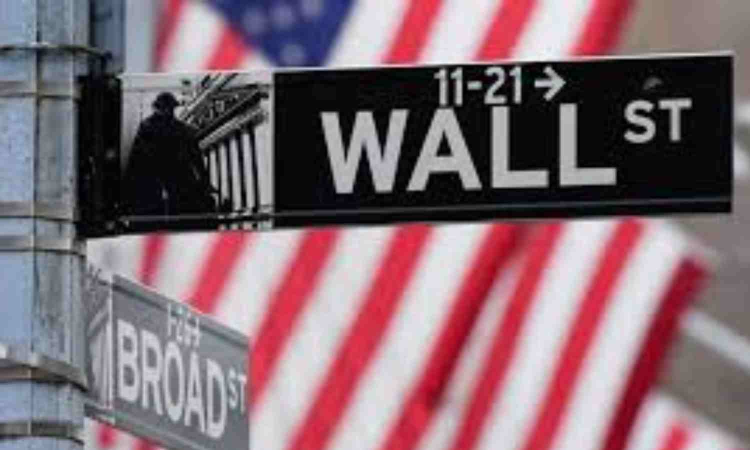 Asian shares are mixed as tech shares lead Wall Street ticks to more records