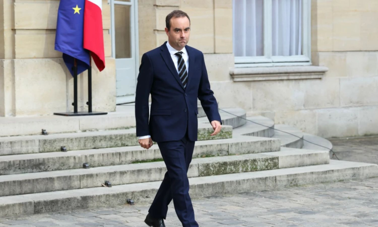 French Prime Minister resigns after less than month in office