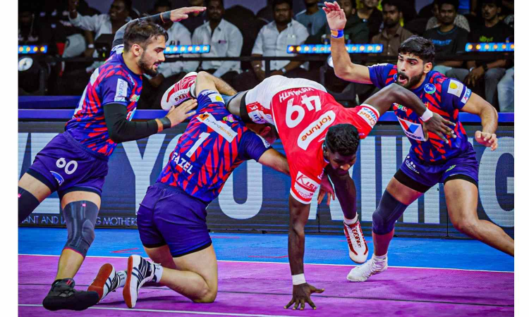 Akshit’s Super 10 helps Delhi complete the double over Gujarat Giants