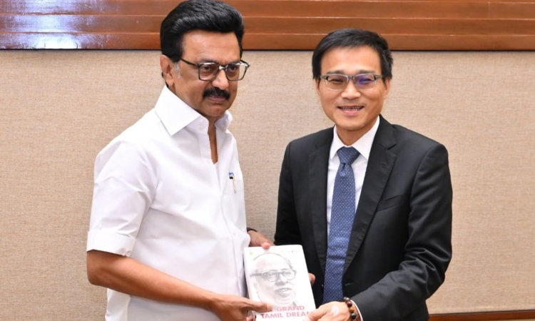 Foxconn announces massive Rs 15,000 crore investment in TN, pledging 14,000 high-value jobs