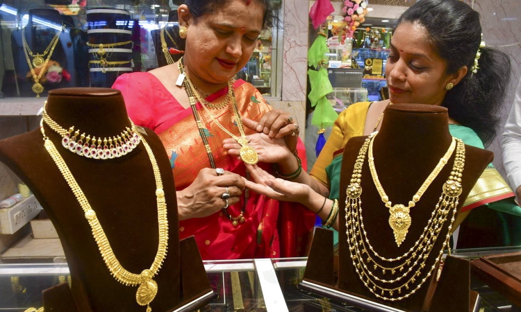 Chennai: Gold price rises again in afternoon, hits record Rs 91,080 per sovereign on Oct 8 Chennai: Gold price rises again in afternoon, hits record Rs 91,080 per sovereign on Oct 8