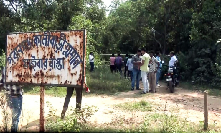 Durgapur gang rape: Five arrested accused, friend of survivor taken to crime spot for reconstruction